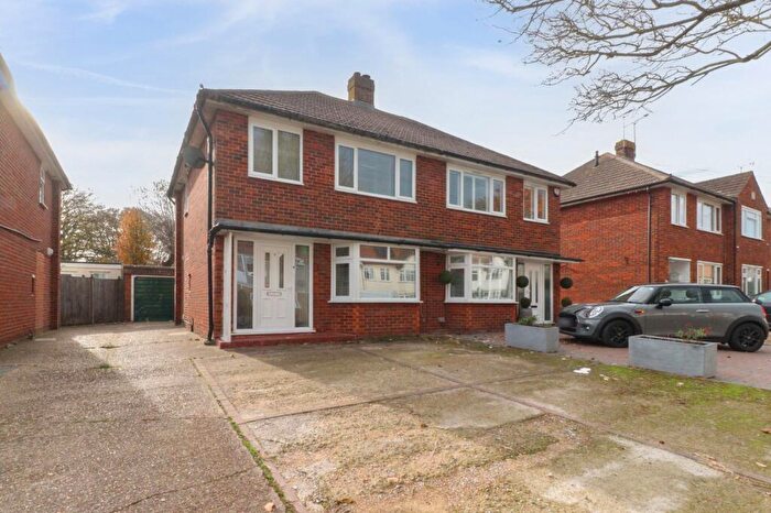 3 Bedroom Semi-Detached House For Sale In All Saints Avenue, Margate, Kent, CT9