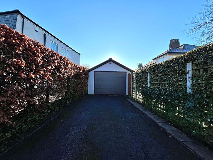 3 Bedroom Terraced House For Sale In Eastgate, Fulwood, PR2