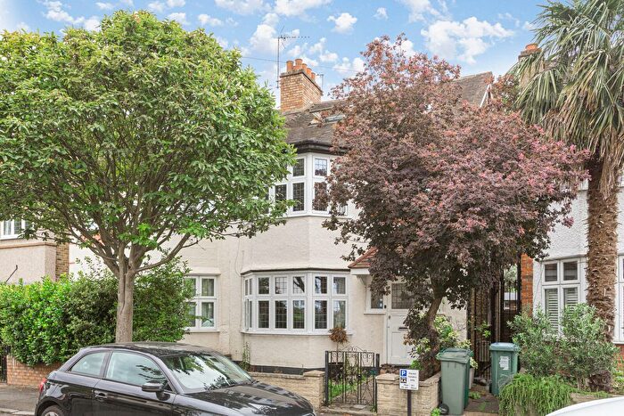 5 Bedroom Property To Rent In West Park Avenue, Richmond, TW9