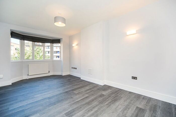 1 Bedroom Flat To Rent In Tufnell Park Road, London, N7