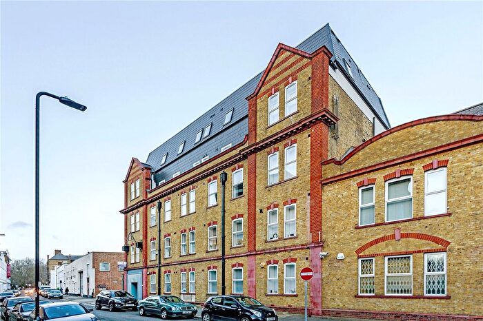 1 Bedroom Flat To Rent In Warple Way, London, W3