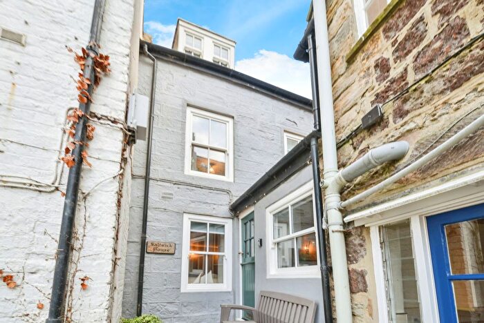 3 Bedroom Cottage For Sale In High Street, Saltburn-By-The-Sea, TS13