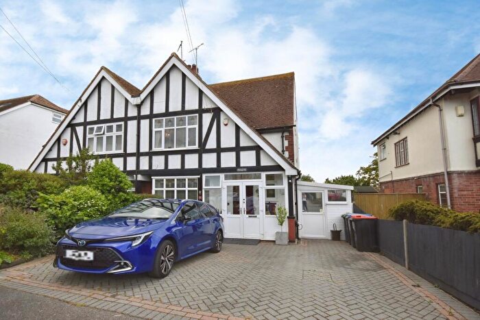 3 Bedroom Semi-Detached House For Sale In Foreland Avenue, Margate, CT9