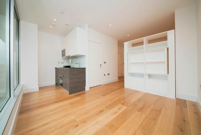 Studio To Rent In Staines Road, Hounslow, TW3