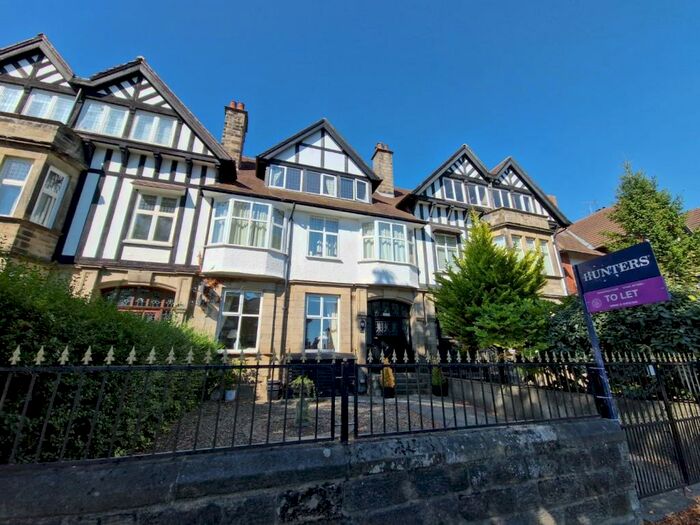 2 Bedroom Flat To Rent In Leeds Road, Harrogate, HG2