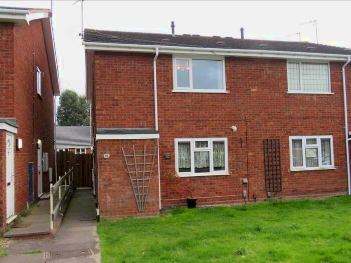 1 Bedroom Apartment To Rent In Wyvern Close, Willenhall, West Midlands, WV12