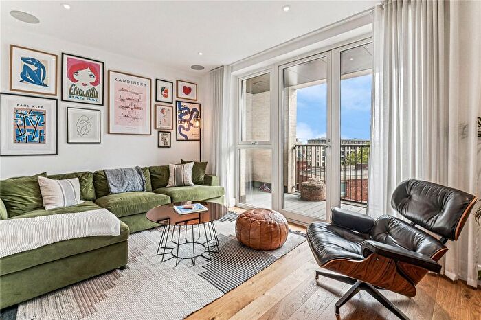 2 Bedroom Flat To Rent In Wornington Road, London, W10