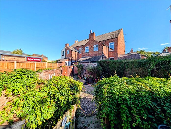 2 Bedroom Terraced House For Sale In Barkby Road, Syston, Leicester, Leicestershire, LE7