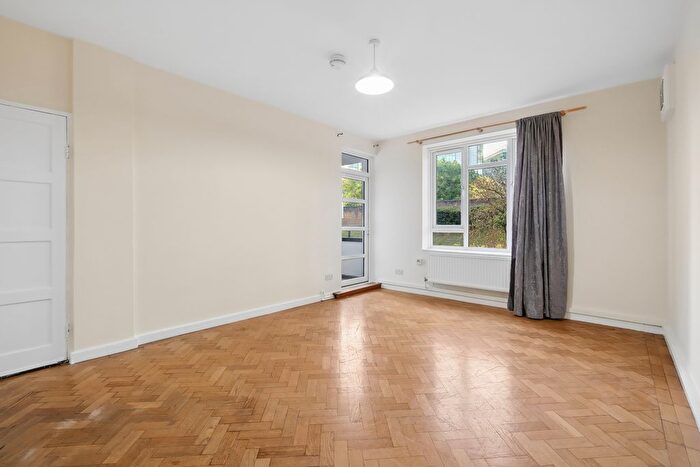 4 Bedroom Flat For Sale In John Aird Court, Marylebone, W2