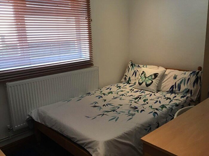 1 Bedroom Property To Rent In Heeley Road, Selly Oak, Birmingham, B29