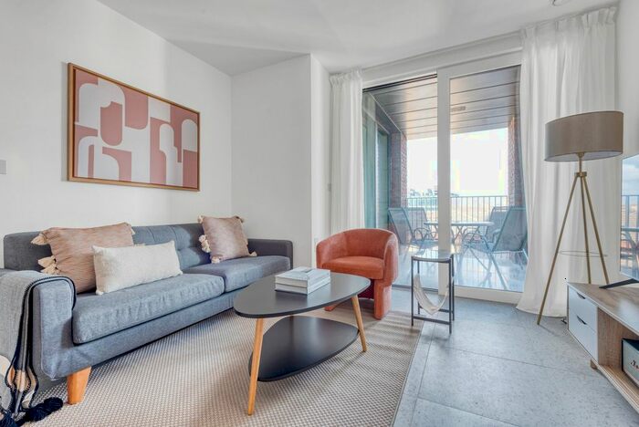 1 Bedroom Flat To Rent In Whitechapel/Brick Lane, London, E1