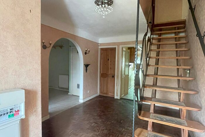 3 Bedroom End Of Terrace House For Sale In Links Avenue, Little Sutton, Ellesmere Port, Cheshire, CH66