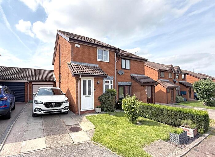 2 Bedroom Semi-Detached House For Sale In Ringwood Road, Bingham, NG13