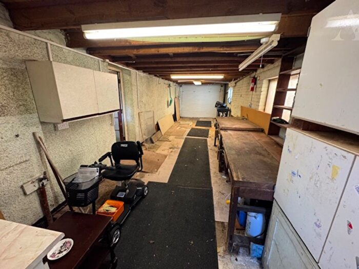 2 Bedroom Semi-Detached House For Sale In Hernefield Road, Birmingham, West Midlands, B34