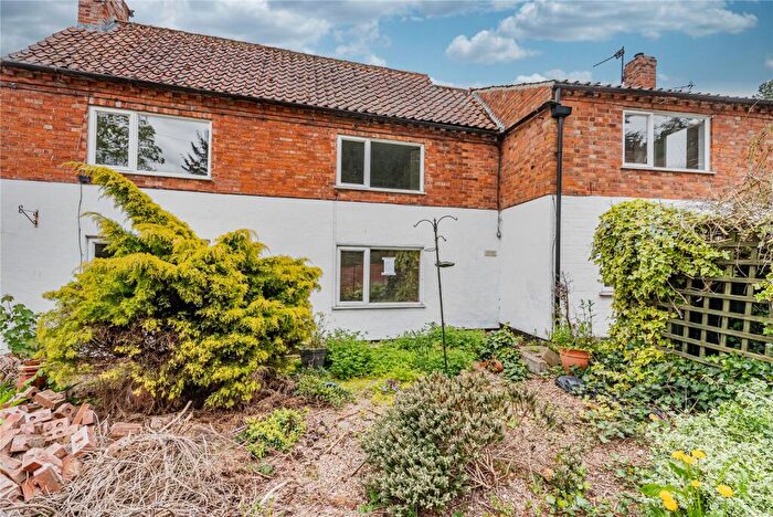 3 Bedroom Link Detached House For Sale In Newark Road, Caunton, Newark, Nottinghamshire, NG23
