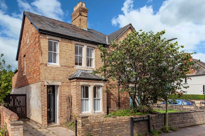 3 Bedroom Semi-Detached House To Rent In Magdalen Road, Oxford, OX4