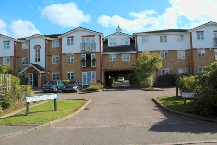 2 Bedroom Flat To Rent In Springfield Road, Wallington SM6