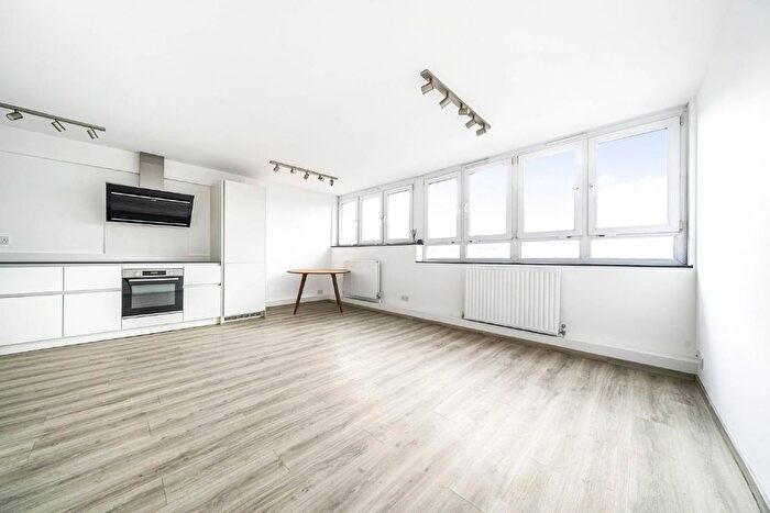 2 Bedroom Flat For Sale In Semley Place, Sloane Square, London, SW1W