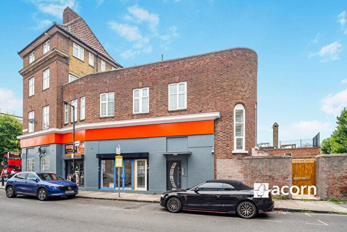 1 Bedroom Flat To Rent In Camberwell Road London, SE5