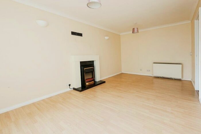 2 Bedroom Apartment To Rent In Lakeside Walk, Erdington, B23