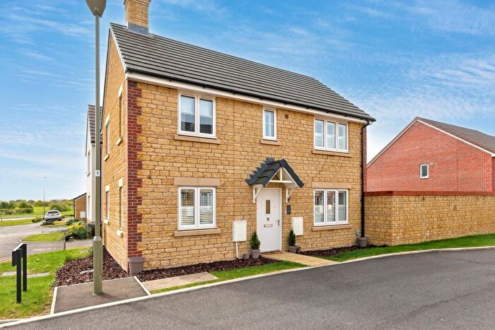 3 Bedroom Detached House For Sale In Flamingo Way, Witney, OX29