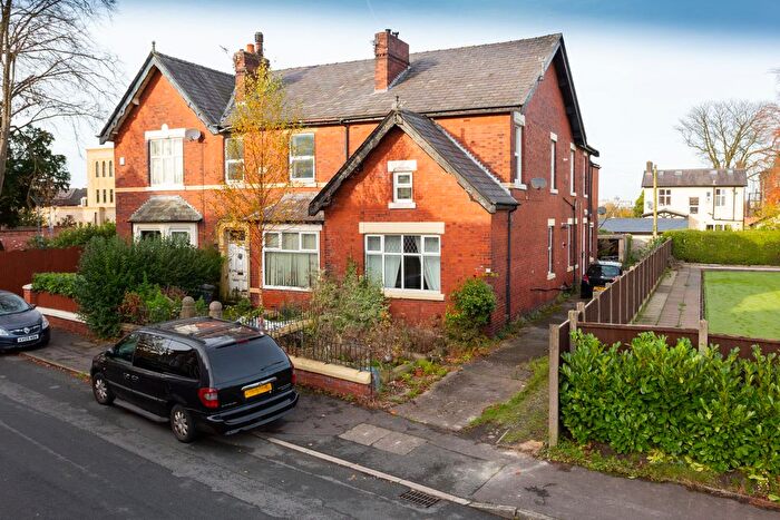 3 Bedroom Flat To Rent In Victoria Road, Fulwood, Preston, PR2