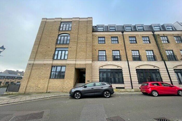 3 Bedroom Flat To Rent In Queensbridge Drive, Ramsgate, CT11