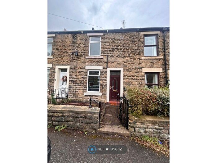 2 Bedroom Terraced House To Rent In John Street, Glossop, SK13