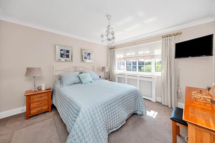 4 Bedroom Detached House For Sale In Perowne Way, Puckeridge, SG11