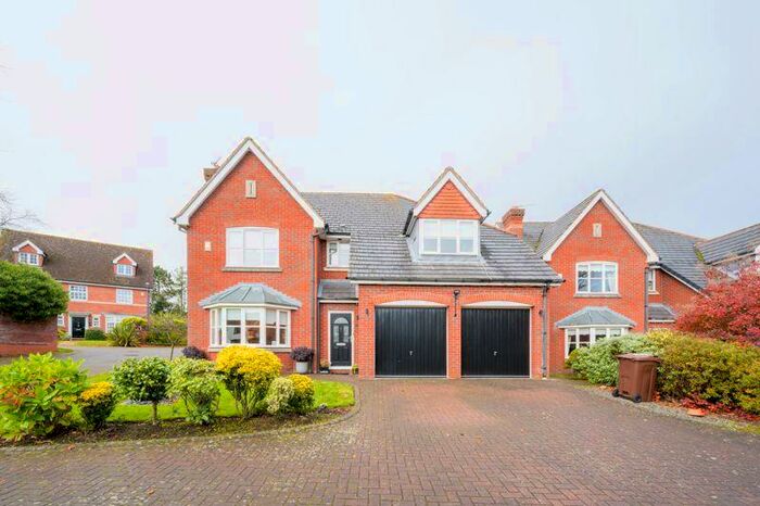 4 Bedroom Detached House To Rent In Wimbrick Close, Ormskirk, L39