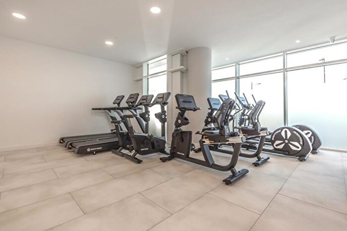 2 Bedroom Apartment To Rent In Royal Winchester House, Bracknell, RG12