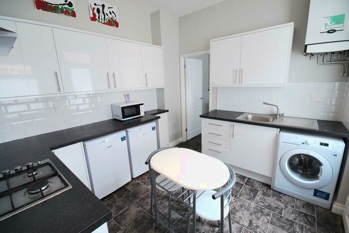 2 Bedroom Flat To Rent In Glenthorn Road, Jesmond, NE2