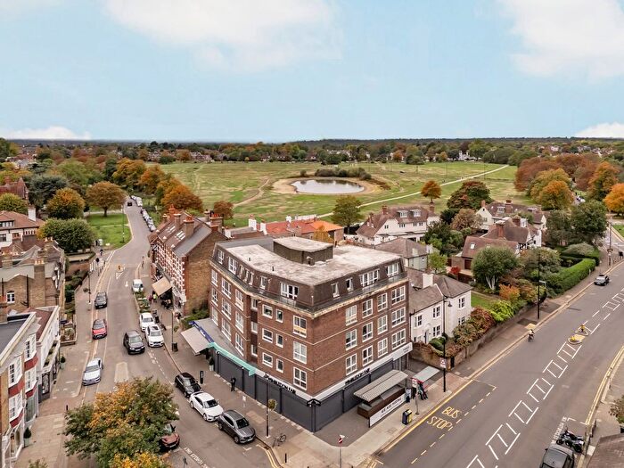 1 Bedroom Flat For Sale In Parkside House, High Street, Wimbledon Village, SW19