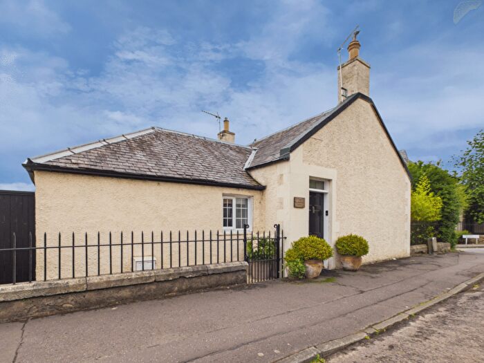 3 Bedroom Cottage For Sale In Carnethie Street, Rosewell, EH24