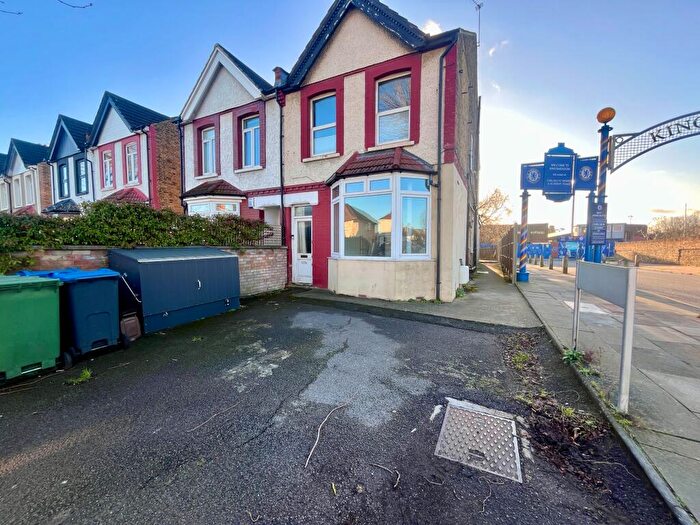 2 Bedroom Flat To Rent In Kingston Road, Kingston Upon Thames, KT1