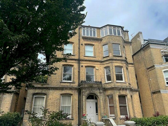4 Bedroom Flat To Rent In Second Avenue, Hove, East Sussex, BN3