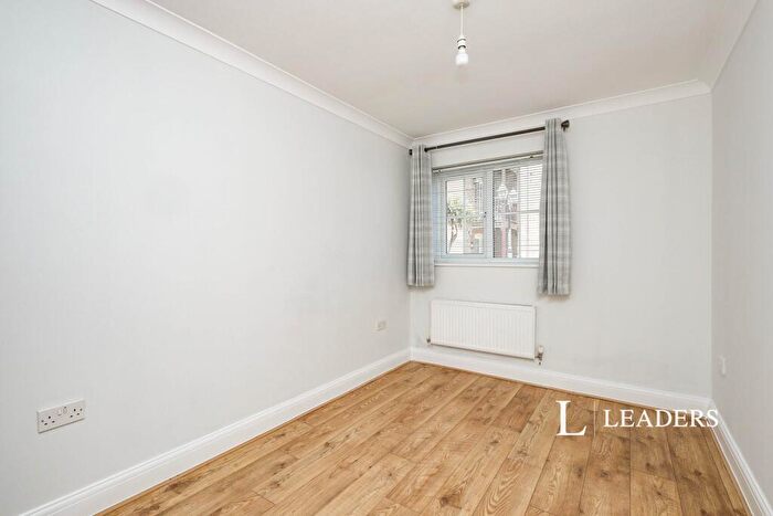 2 Bedroom Apartment To Rent In South Sovereign Harbour, BN23
