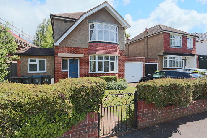 3 Bedroom Detached House For Sale In Tollers Lane, Old Coulsdon, CR5