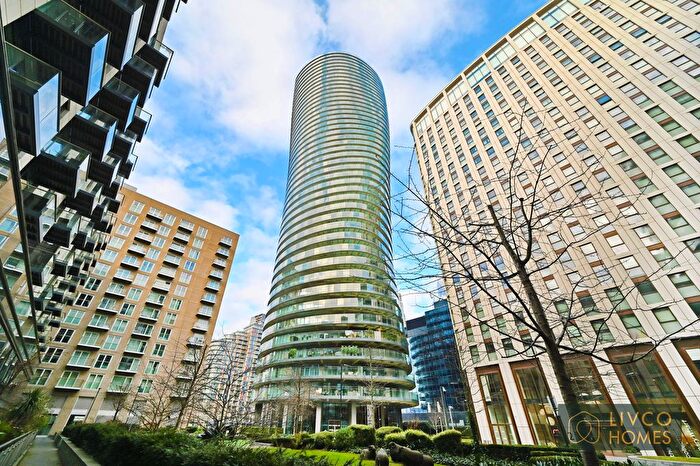 1 Bedroom Flat For Sale In Arena Tower, Corssharbour Plaza, Canary Wharf, London, E14