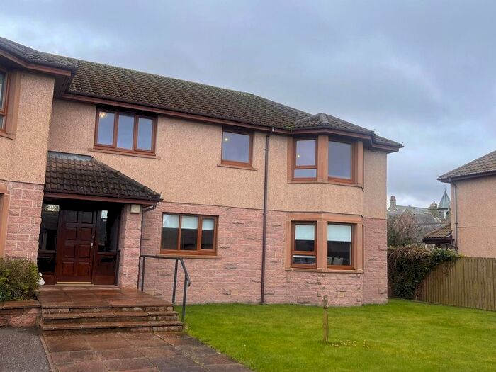 3 Bedroom Flat To Rent In Weddershill Court, Hopeman, Moray, IV30
