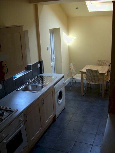 3 Bedroom House To Rent In Heeley Road, B29