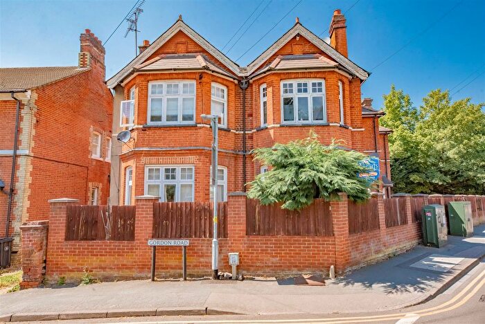 1 Bedroom Flat To Rent In Park Street, Camberley, GU15