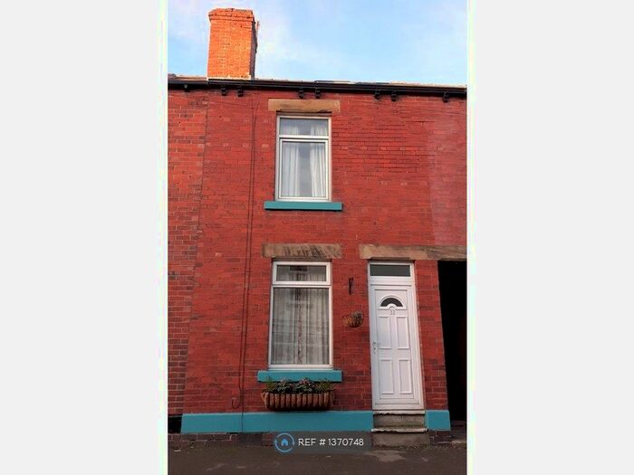 3 Bedroom Terraced House To Rent In Tyzack Road, Sheffield, S8