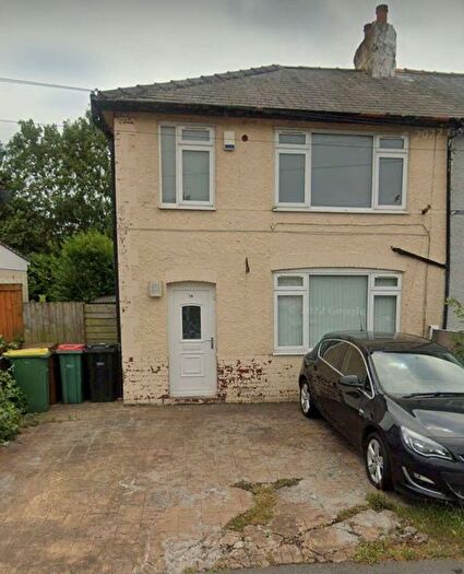 Terraced House To Rent In Basil Street, Preston, PR1