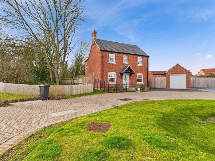 3 Bedroom Detached House For Sale In Bridgeways, Alford, LN13