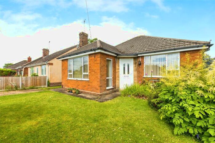 2 Bedroom Bungalow For Sale In Manor Road, North Hykeham, Lincoln, Lincolnshire, LN6