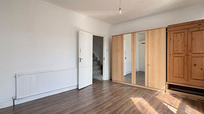 3 Bedroom Terraced House For Sale In East Ham, London, E6