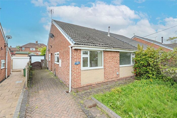 2 Bedroom Bungalow For Sale In Priestley Drive, Pudsey, West Yorkshire, LS28