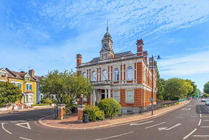 2 Bedroom Flat For Sale In Book House, East Hill, London, SW18