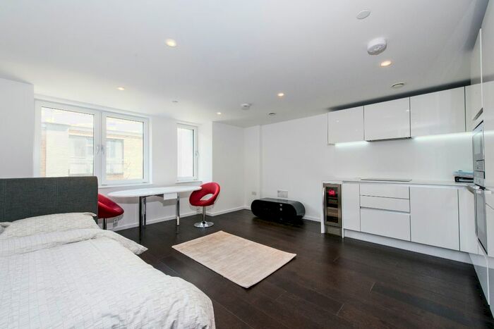 Studio To Rent In Eagle Point, City Road, Shoreditch, EC1V